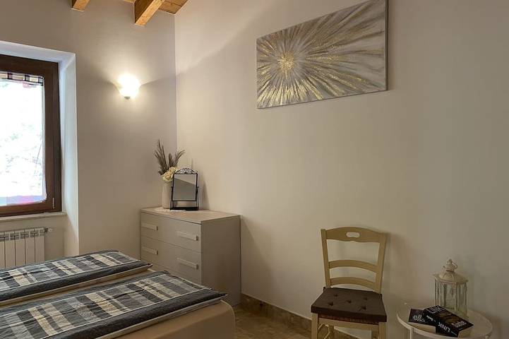 Ganze Wohnung, Villa Carlotta Typ C1, toller Blick, großer Balkon, 300m zum See, 4-5 Pers. in Idro, Gardasee-Berge