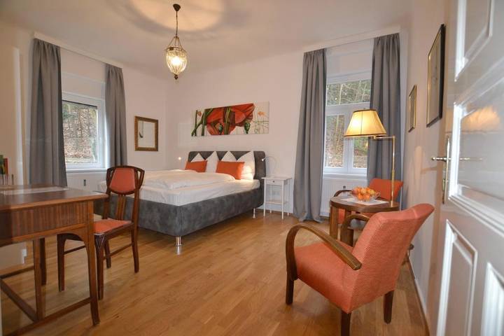 Ferienwohnung für 6 Personen, mit Ausblick in Graz