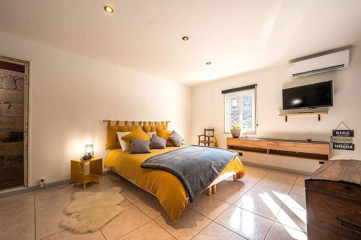 Location de vacances pour 5 personnes, avec terrasse et jardin, animaux acceptés à Fourques - 3