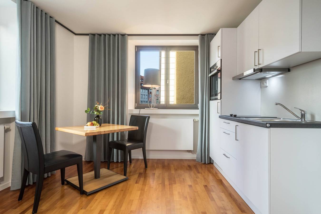 Ganze Wohnung, Modernes Einzimmer-Appartement Nr. 11 mitten im Stadtzentrum mit Wlan in Wangen im Allgäu, Region Bodensee-Oberschwaben