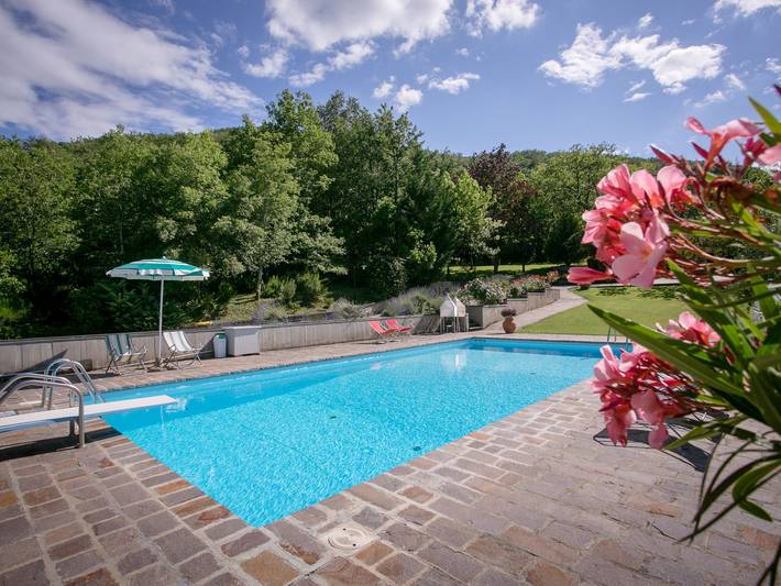 Casa vacanza per 4 persone, con piscina e terrazza, adatto a famiglie con bambini in Castiglion Fiorentino