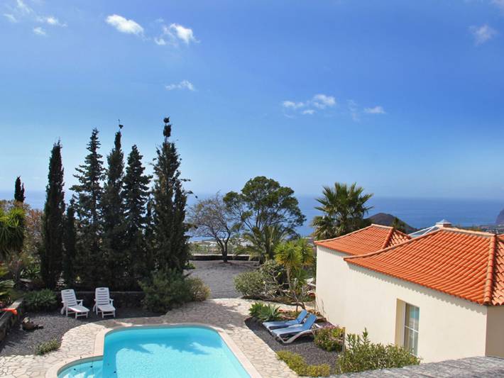 Ferienhaus für 6 Personen, mit Ausblick und Garten sowie Terrasse und Pool, mit Haustier in Los Llanos de Aridane
