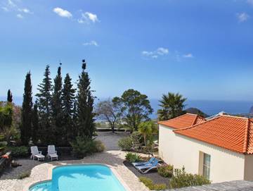 Ferienhaus für 6 Personen, mit Pool und Terrasse sowie Garten und Ausblick, mit Haustier auf La Palma