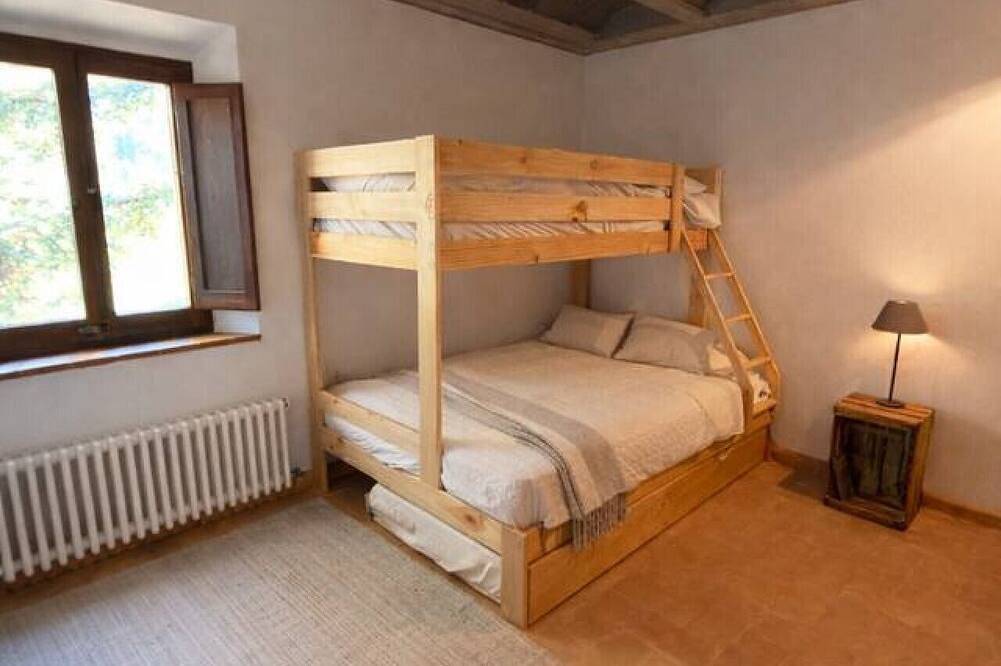 Cal Mestrico casa rural by Calquerol in Vilada, Pirineo Catalan