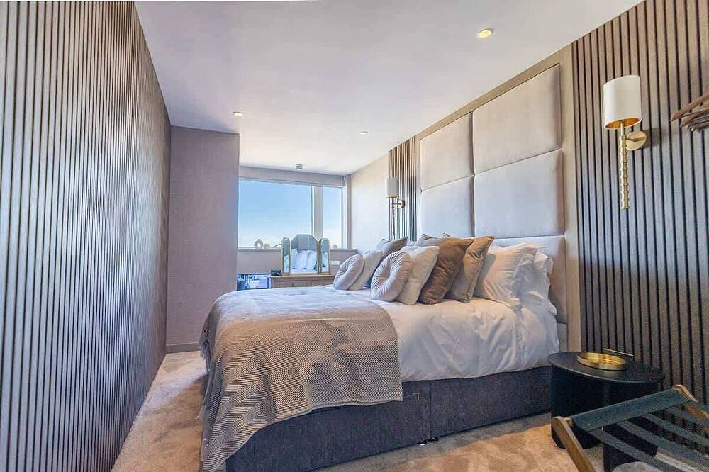 Spacious Town View Apartment in Central Harrogate in North Yorkshire