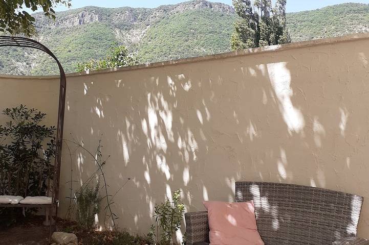 Maison de vacances pour 5 personnes à Roche-Saint-Secret-Béconne