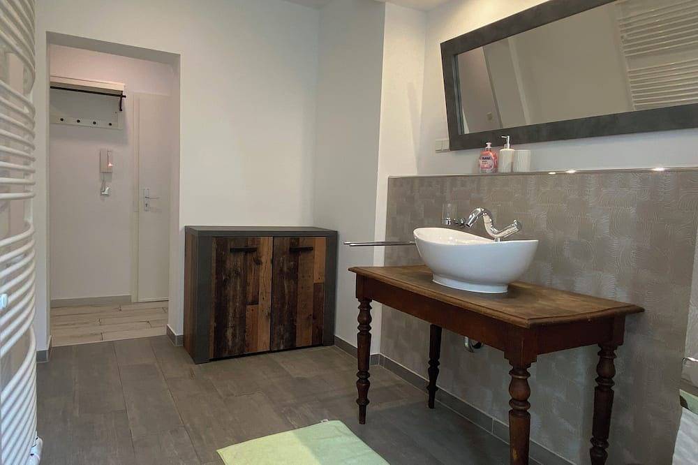 Ganze Wohnung, Fischbach Apartment: in Saarbrücken, Saargau