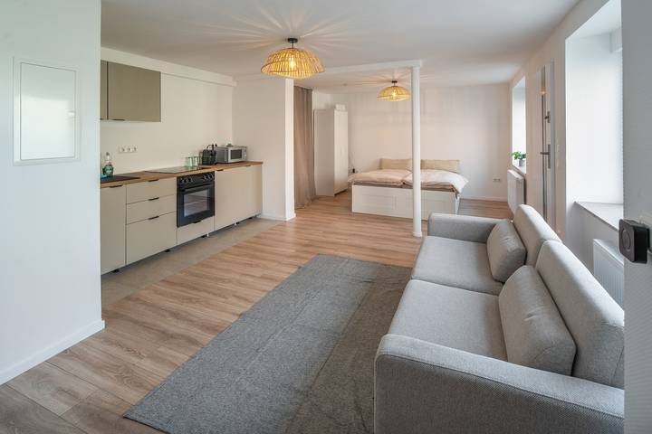 Ganze Wohnung, Apartment für 5 Personen mit Küche & Wlan, zentral zwischen Düsseldorf und Köln in Dormagen, Rhein-Kreis Neuss