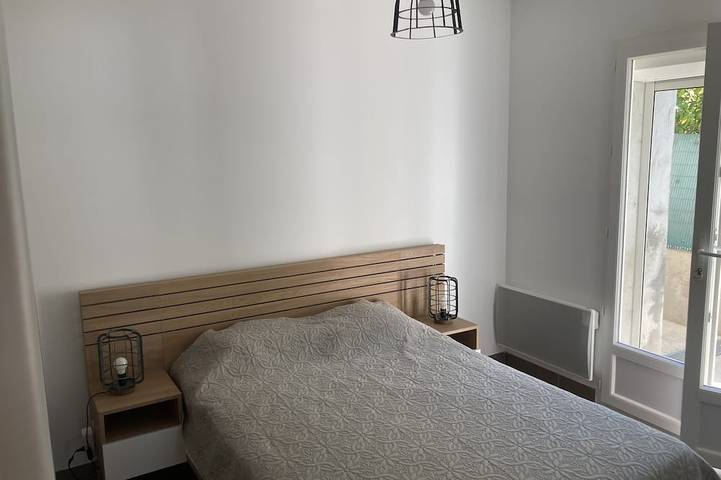 Appartement entier, Grand T2 climatisé, parking privé proche centre et plage in Côte Vermeille, Banyuls-sur-Mer