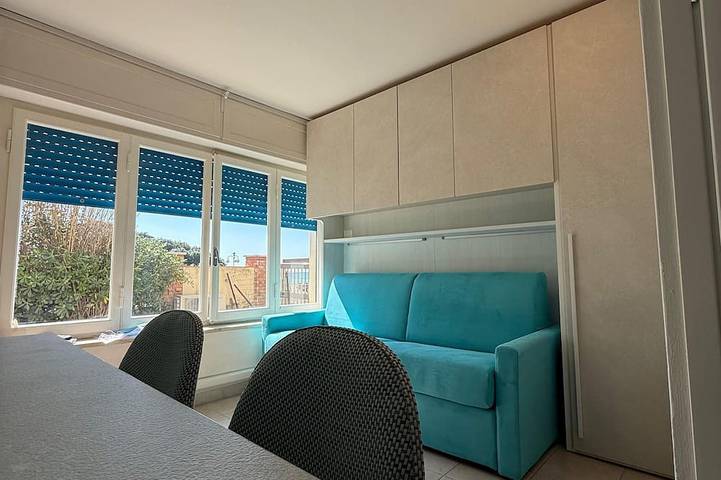 Ganze Wohnung, A vacation with a window to the sea!!! Studio apartment within walking distance of the beach. in Shangri-là (Marina di Castagneto Carducci), Etruskische Küste