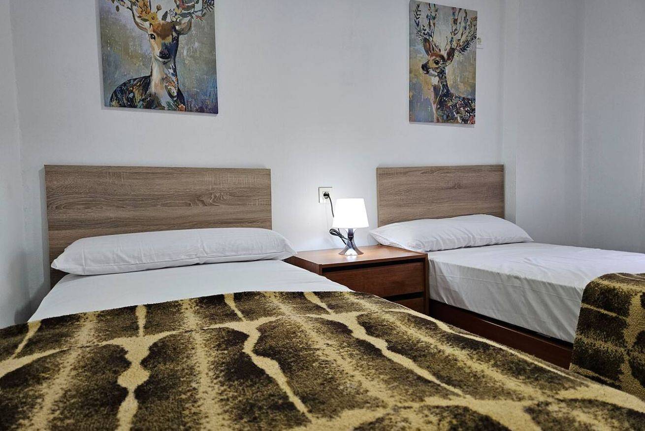 Apartamento entero, 1A113 Moderno 3 dormitorios in Moreda, Gijón