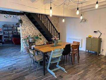 Gîte pour 6 personnes, avec jardin et vue à Saint-Pavace
