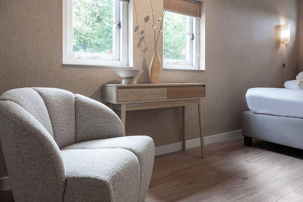 Ganze Wohnung, Preiswertes Unterkunftsangebot in der Nähe der Tilburg University. Dieses gemütliche Budget-Zimmer liegt nur einen kurzen Spaziergang vom Campus entfernt, durch eine ruhige, grüne Umgebung. in Tilburg, Nordbrabant