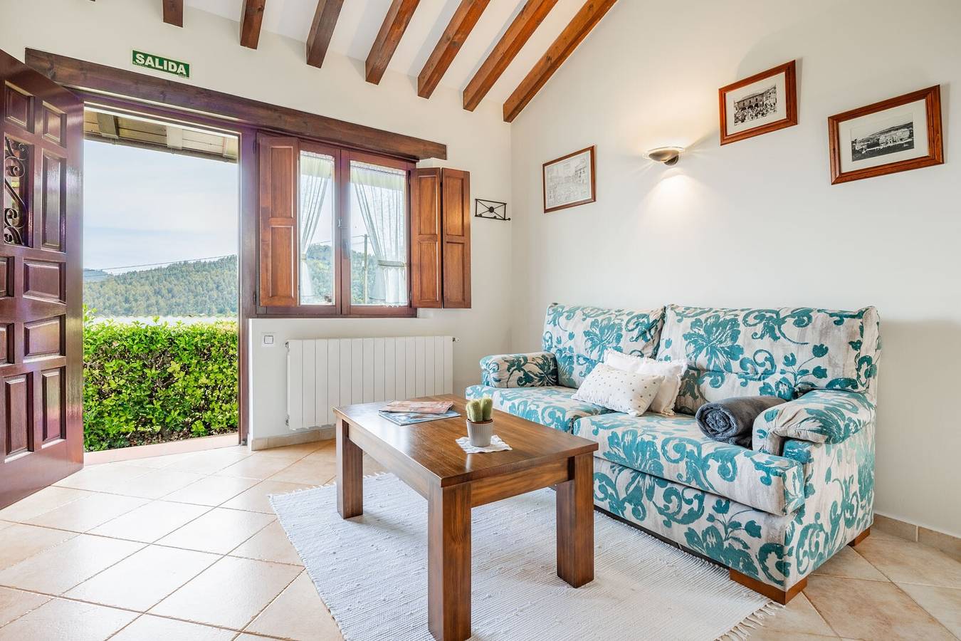 Apartamentos Las Candelas - Primoriu in Alfoz de Lloredo, Costa de Cantabria