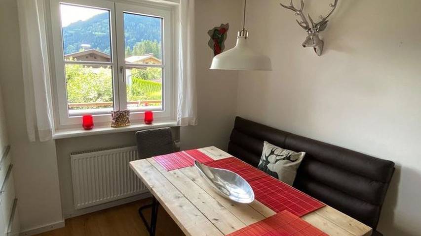 Hütte für 4 Personen, mit Balkon und Garten in Saalfelden am Steinernen Meer