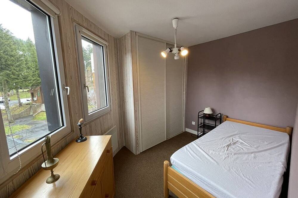 Entire apartment, Cozy T2 in Station Center, Near Shops and Slopes in Le Lioran, Laveissière