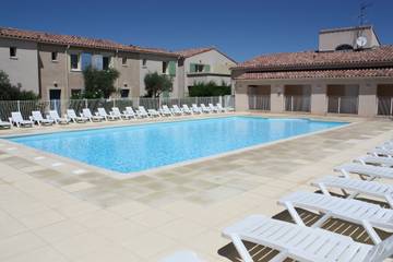 Gîte pour 4 personnes, avec jardin à Mouriès