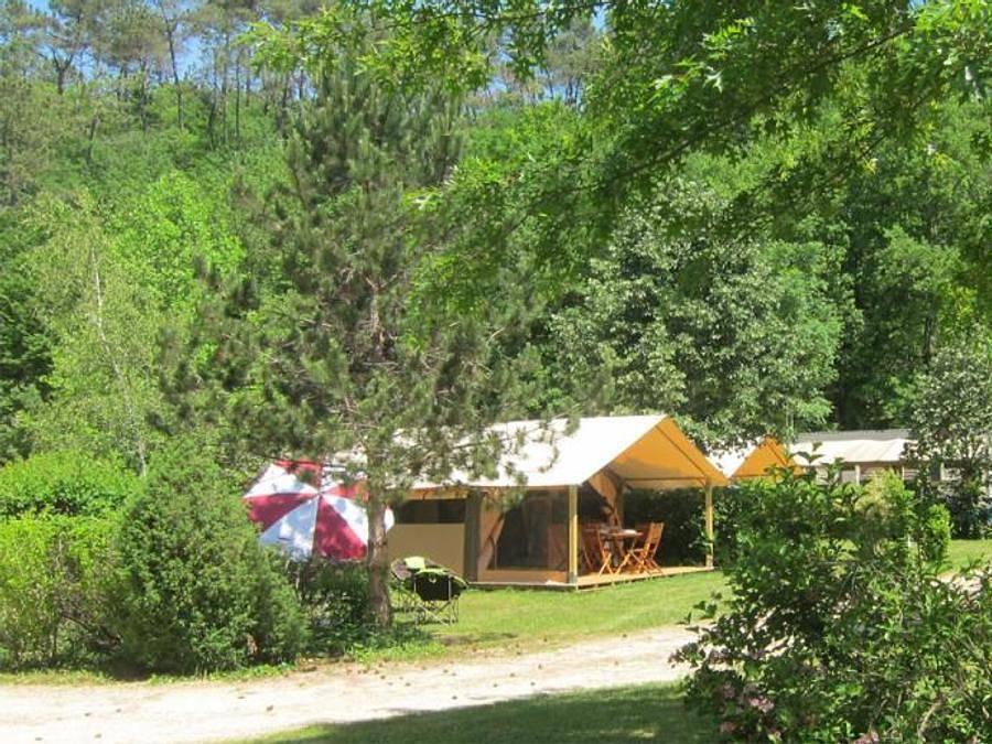 Camping Moulin de David - Canvas and wooden tent 5 persons - Lodge Victoria 30m² - Luxury finish (Saturday to Saturday) in Gaugeac, Périgord Pourpre