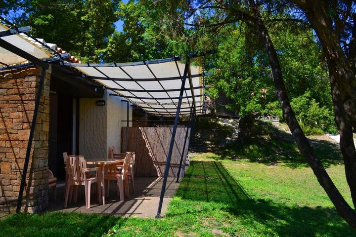 Location de vacances pour 5 personnes, avec Terrasse à Murs