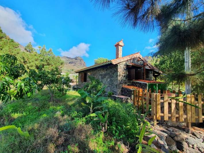 Apartamento para 3 personas, con Terraza y Jardín en La Aldea de San Nicolás
