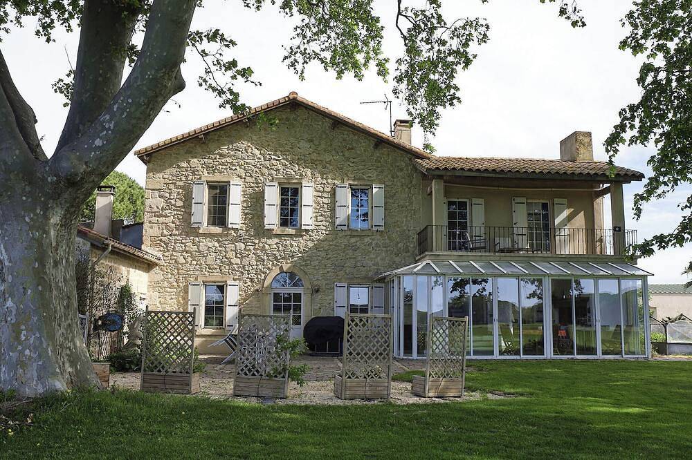 Mas En Camargue With Swimming Pool And Jacuzzi in Saint-Laurent-d'Aigouze, Nimes region