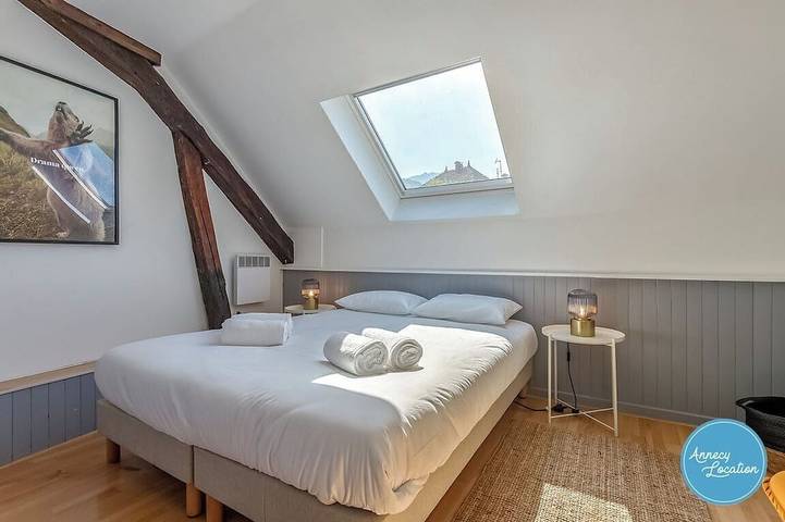 Ganze Wohnung, Charmant Duplex au Cœur du Village in Menthon-Saint-Bernard, Annecy und Umgebung