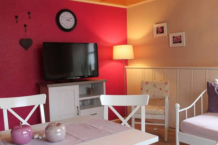 Ferienwohnung für 4 Personen, mit Terrasse und Garten in Meßstetten