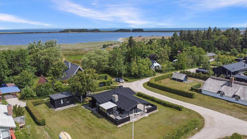 Villa for 4 personer, med balkon/terrasse, husdyr tilladt i Gjeller Odde