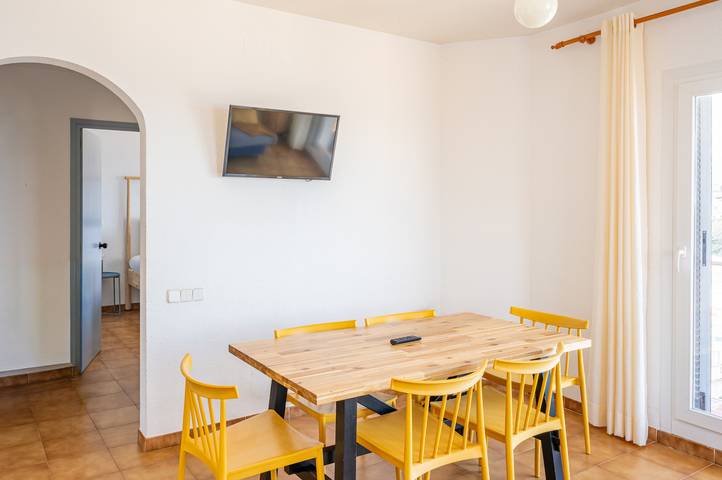 Ferienwohnung für 4 Personen, mit Balkon in Llanca - 2