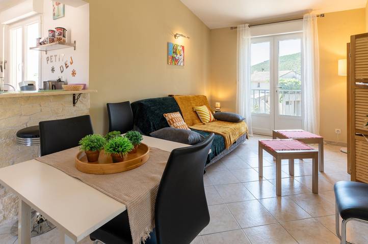 Entire apartment, 'Lumapa Oletta' Apartment with Mountain View, Wi-Fi, and Air Conditioning in Oletta, Calvi region