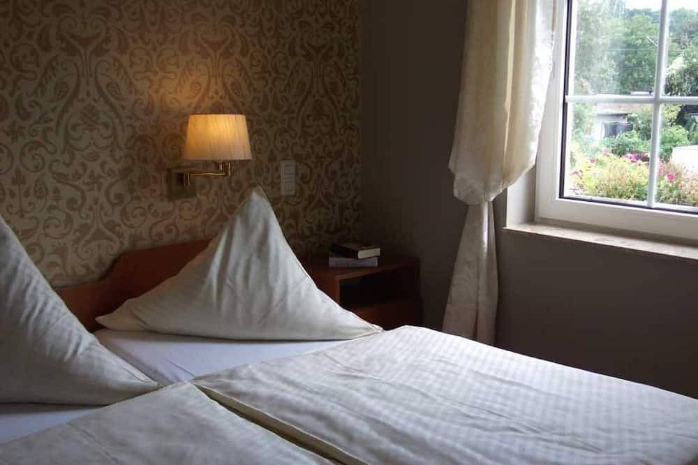 Einzelzimmer - Pension, Café & Restaurant Am Krähenberg in Halle, Saale-Unstrut