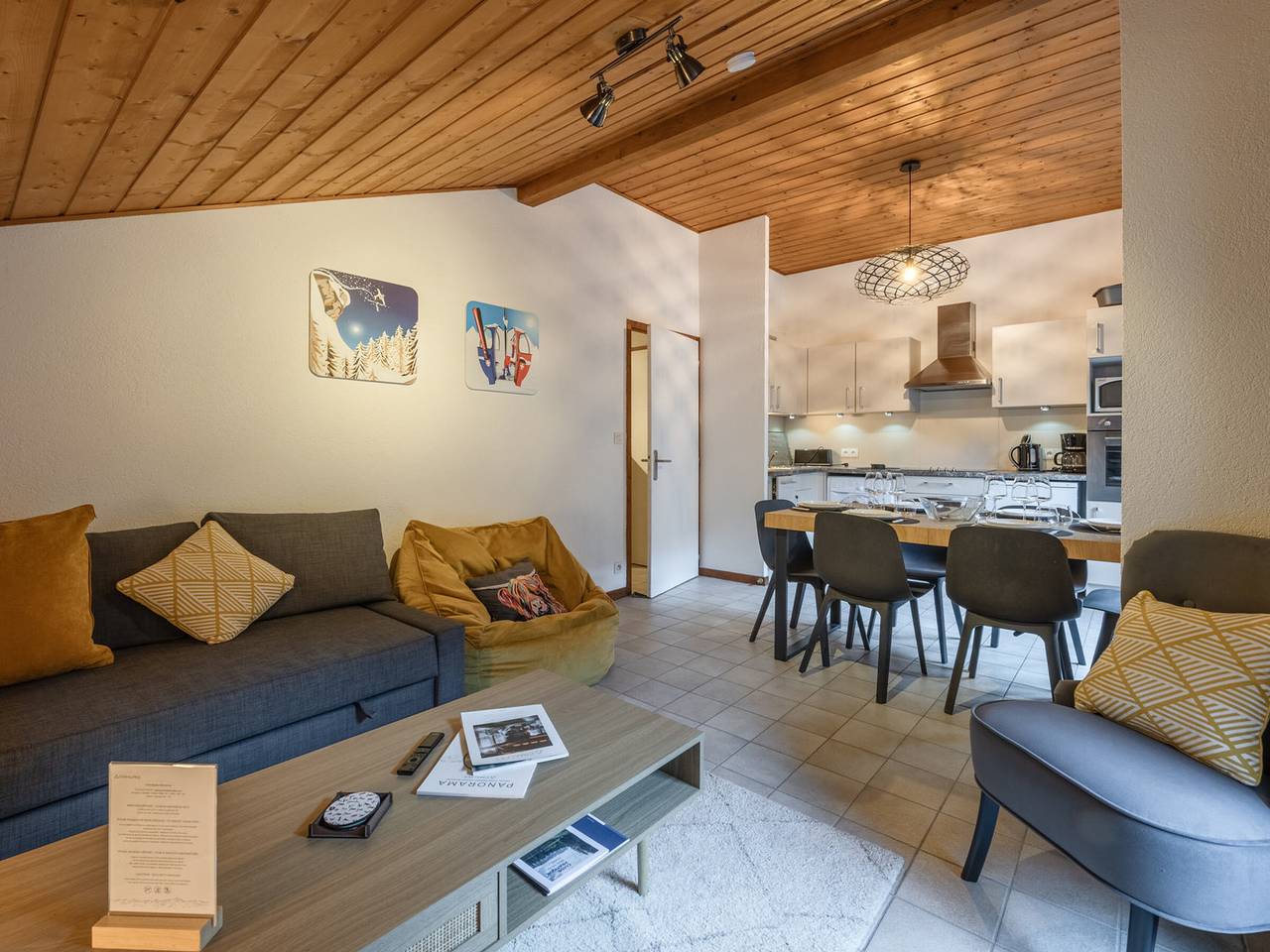 Appartement entier, Appartement T4 à Morzine, au pied du téléphérique de Nyon, 6 pers, balcon, parking, animaux admis in Morzine, Les Portes du Soleil
