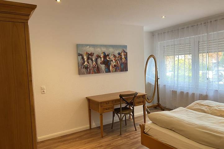 Ganze Wohnung, Sehr geräumige 3 Zimmer-Wohnung mit Terrasse, Garten, Parkplatz in Wildeshausen, Naturpark Wildeshauser Geest