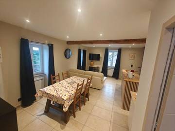 Gîte pour 4 personnes, animaux acceptés à Dracy-le-Fort