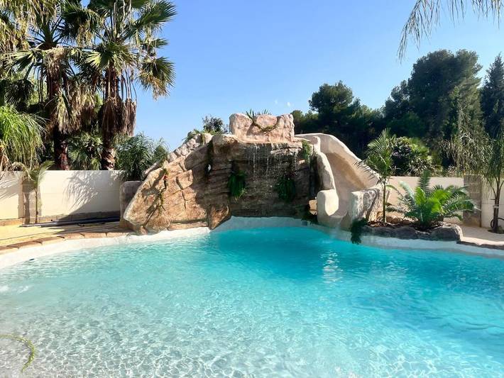 Chalet para 15 personas, con piscina además de vistas y jardín - 1