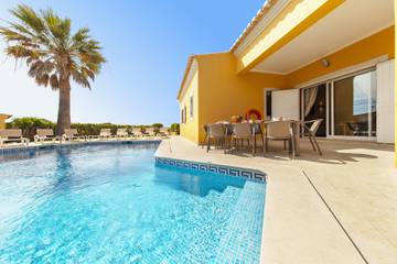 Villa voor 12 Personen in Guia, Faro District, Afbeelding 2