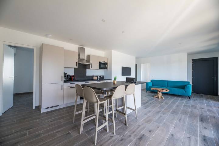Villa pour 6 personnes, avec Terrasse et Jardin ainsi que Bassin pour enfant et Piscine à Lecci - 4