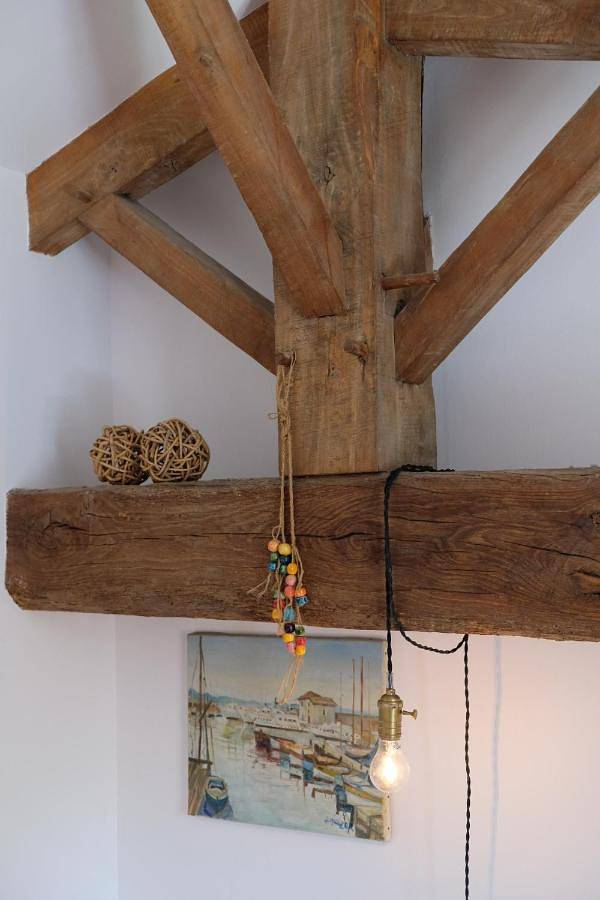 Location de vacances pour 2 personnes, avec jardin et piscine à Étauliers - 3