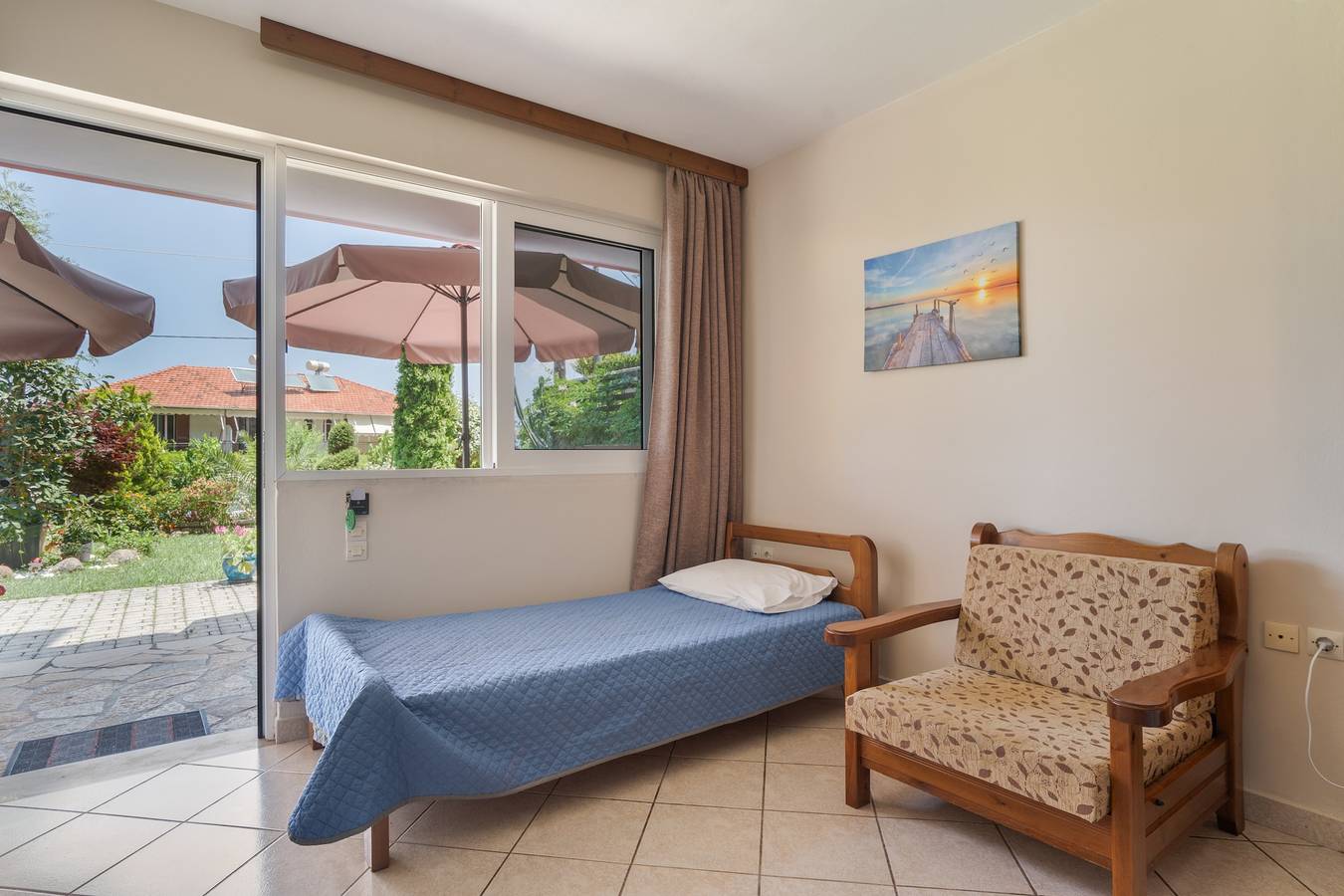 Entire studio, Studio Apartment '4 Adults No 9' with Sea View, Wi-Fi and Air Conditioning in Nikiana, Alexandros
