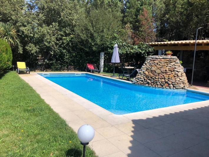 Location de vacances pour 7 personnes, avec piscine ainsi que jardin et vue dans Sernancelhe - 2