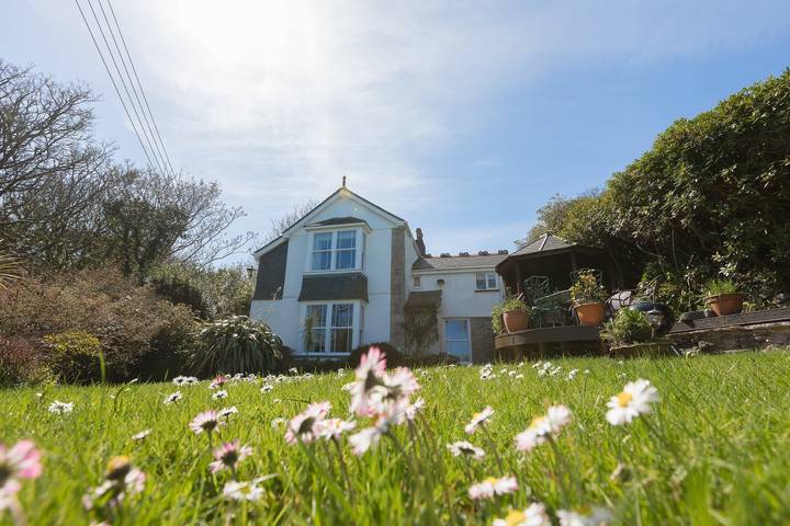 Cottage for 8 people, with Ocean view and Garden as well as Sauna in Carbis Bay