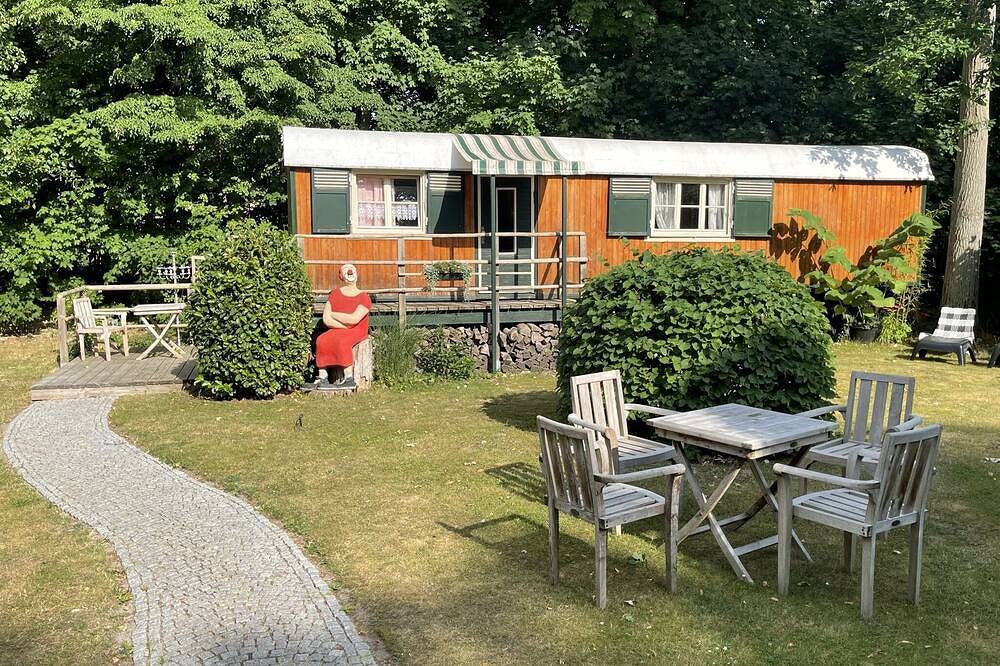 Ganze Wohnung, Zirkuswagen am Landhaus Labes in Stechlinsee, Stechlin