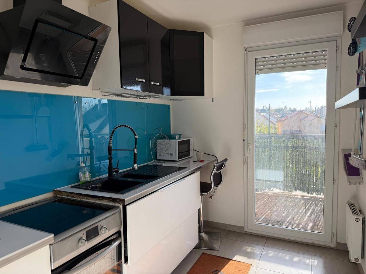Appartement entier, Two-Bedroom Apartment in La Rochette (Seine-et-Marne), Seine-et-Marne