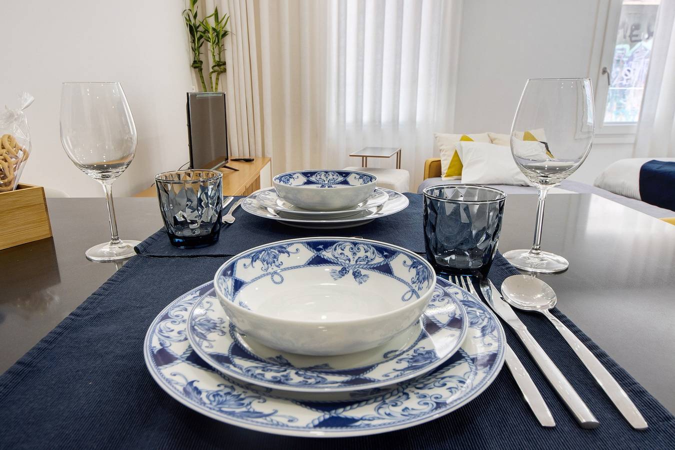 Studio-appartement 'Aveiro City Blue' met gedeelde patio en wifi, foto 15