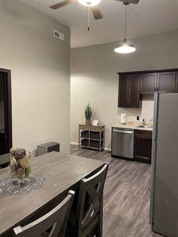 Ganze Wohnung, 1 of 3 New, New, New! Downtown Wabasha Studio - Unit #100 113 Pembroke Ave. in Wabasha, Wabasha County