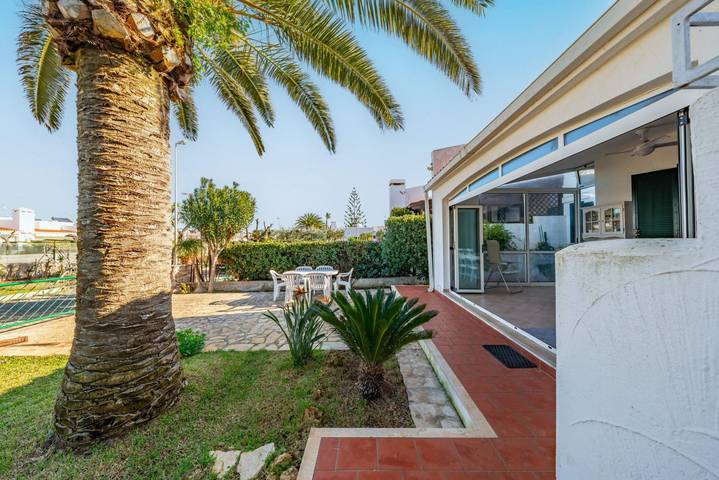 Villa per 2 persone, con giardino in Villanova