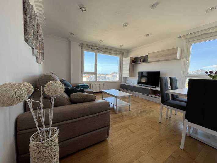 Apartamento de vacaciones para 4 personas, con jardín y vistas al mar - 1