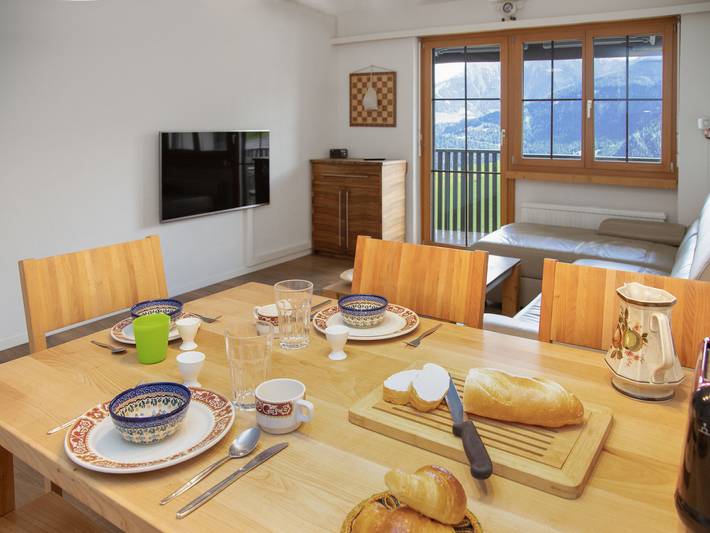 Ferienwohnung für 4 Personen, mit Garten und Balkon sowie Ausblick und Sauna in Graubünden - 3