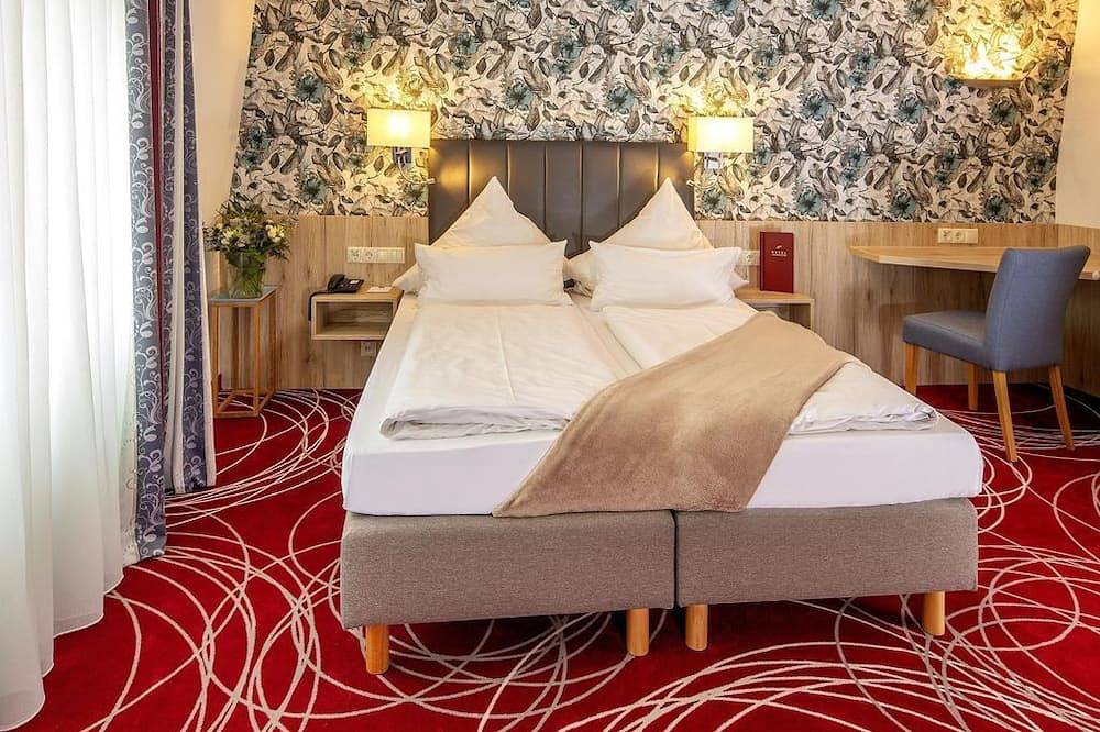 Doppelzimmer Standard Dusche/Wc - Hotel Löwengarten in Speyer, Rheinebene