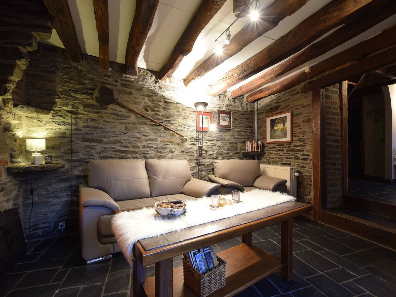 Ferienhaus am ruhigen Weg im Zentrum in Bastnach, Parc naturel Haute-Sûre Forêt d'Anlier